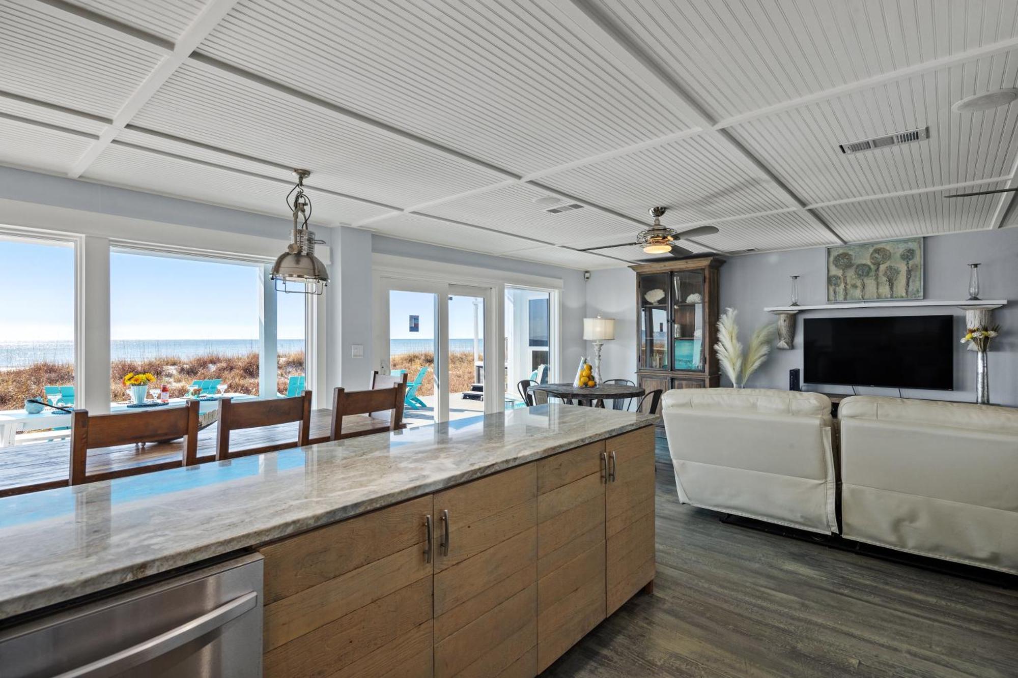 Luxury Gulf Front Property! Directly On The Beach! Sleeps 15! Panama City Beach Exterior photo