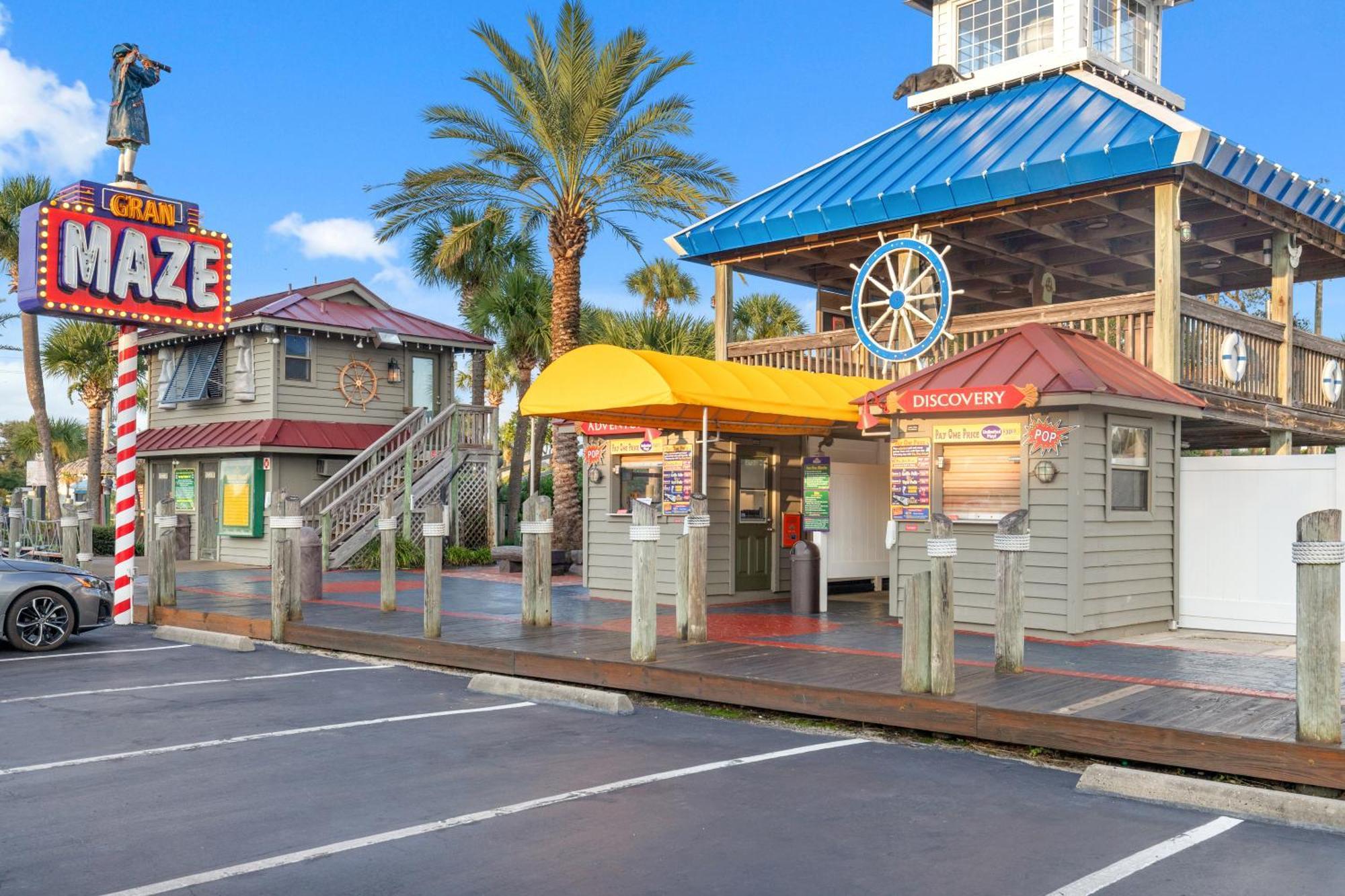 Luxury Gulf Front Property! Directly On The Beach! Sleeps 15! Panama City Beach Exterior photo