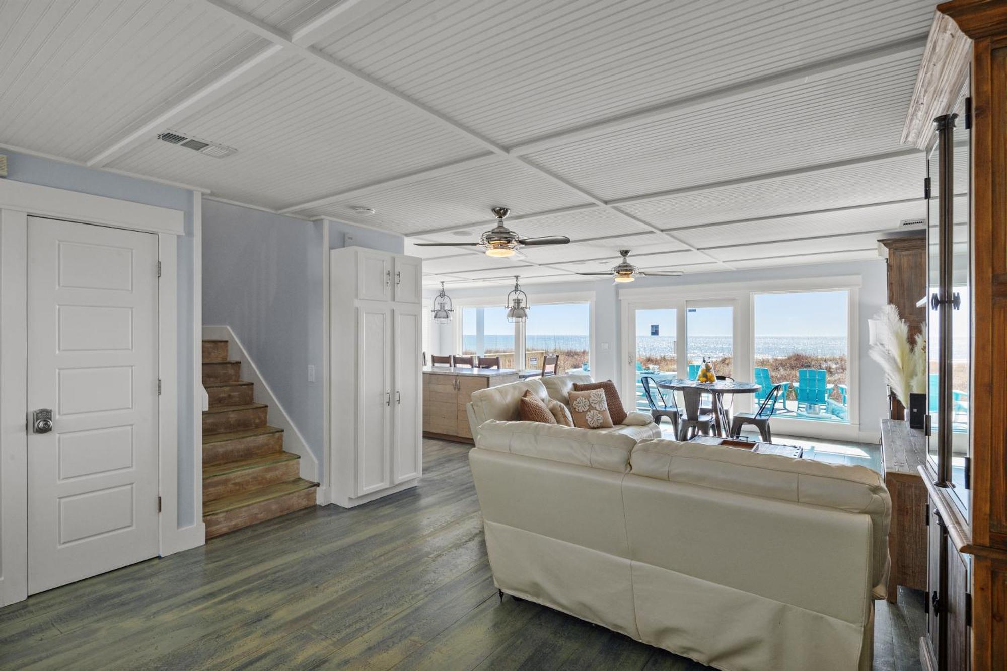 Luxury Gulf Front Property! Directly On The Beach! Sleeps 15! Panama City Beach Exterior photo