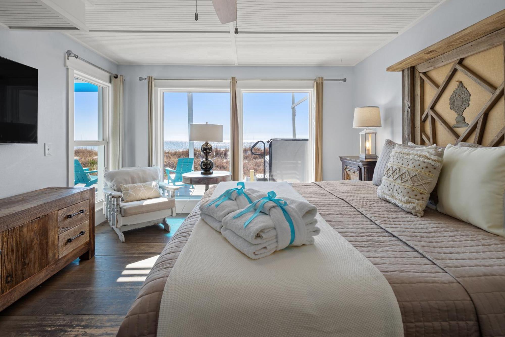 Luxury Gulf Front Property! Directly On The Beach! Sleeps 15! Panama City Beach Exterior photo