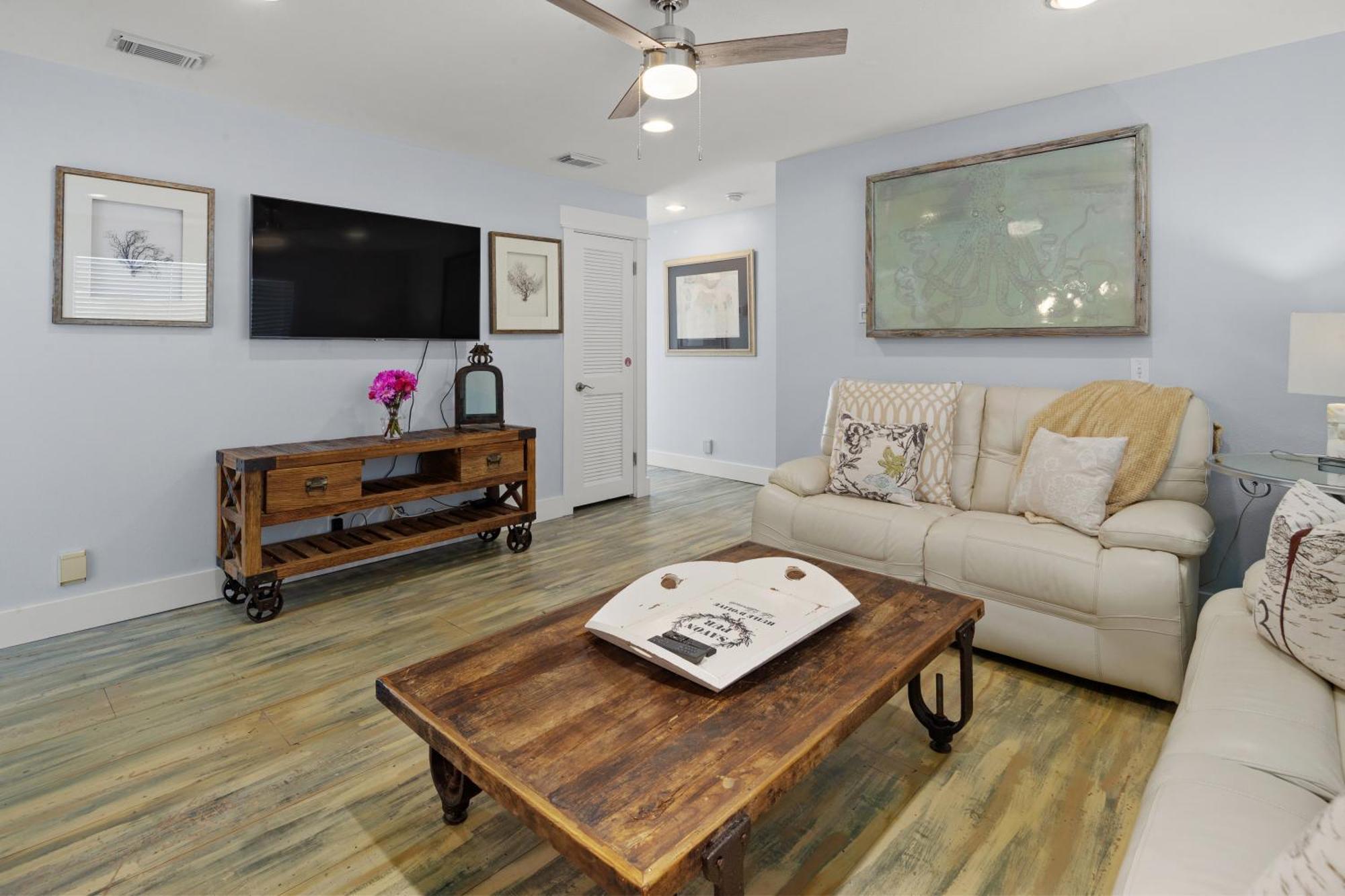 Luxury Gulf Front Property! Directly On The Beach! Sleeps 15! Panama City Beach Exterior photo
